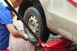 太湖附近拖车24小时服务热线电话